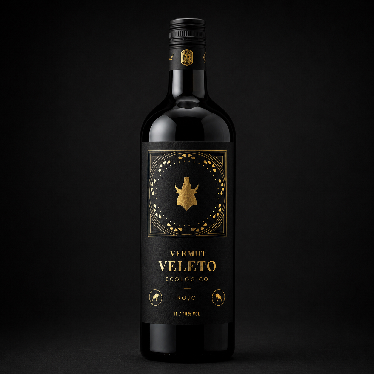 Botella Veleto Rojo vermut ecológico Max Loarces