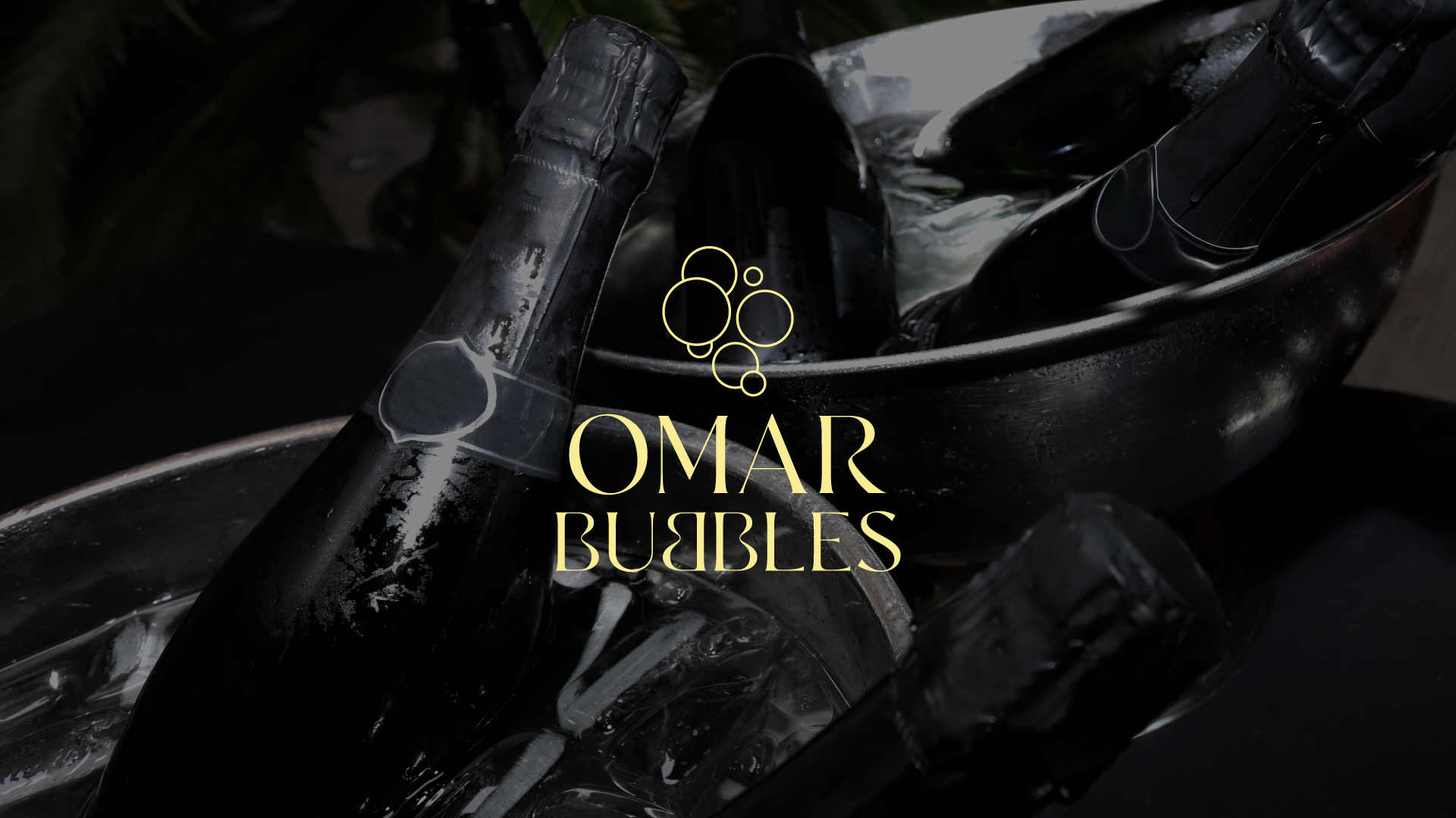 Branding de marca personal para Omar Bubbles, identidad en oro sobre negro — Max Loarces